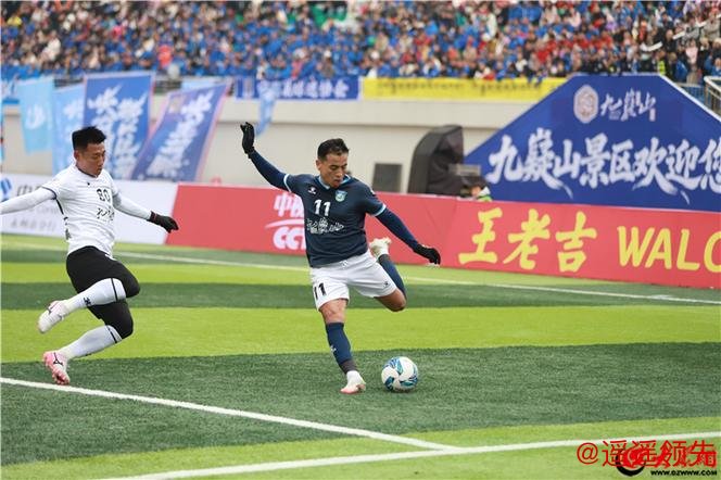 CMG群众足球邀请赛 山东泰安队小组第二位无缘决赛