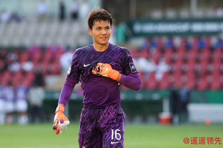 被队友抛起的瞬间，我曾梦到过——专访U23国足门将李昊