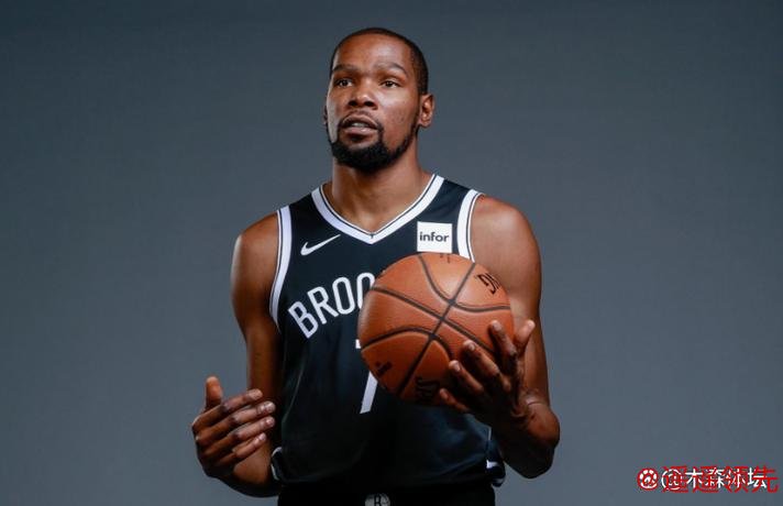 裁判亲口承认漏判！杜兰特干扰球不吹，火箭队加时惜败，球迷：正义必胜